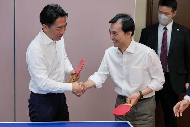 همشهری آنلاین – پینگ پنگ بازی وزیران دفاع کره و ژاپن