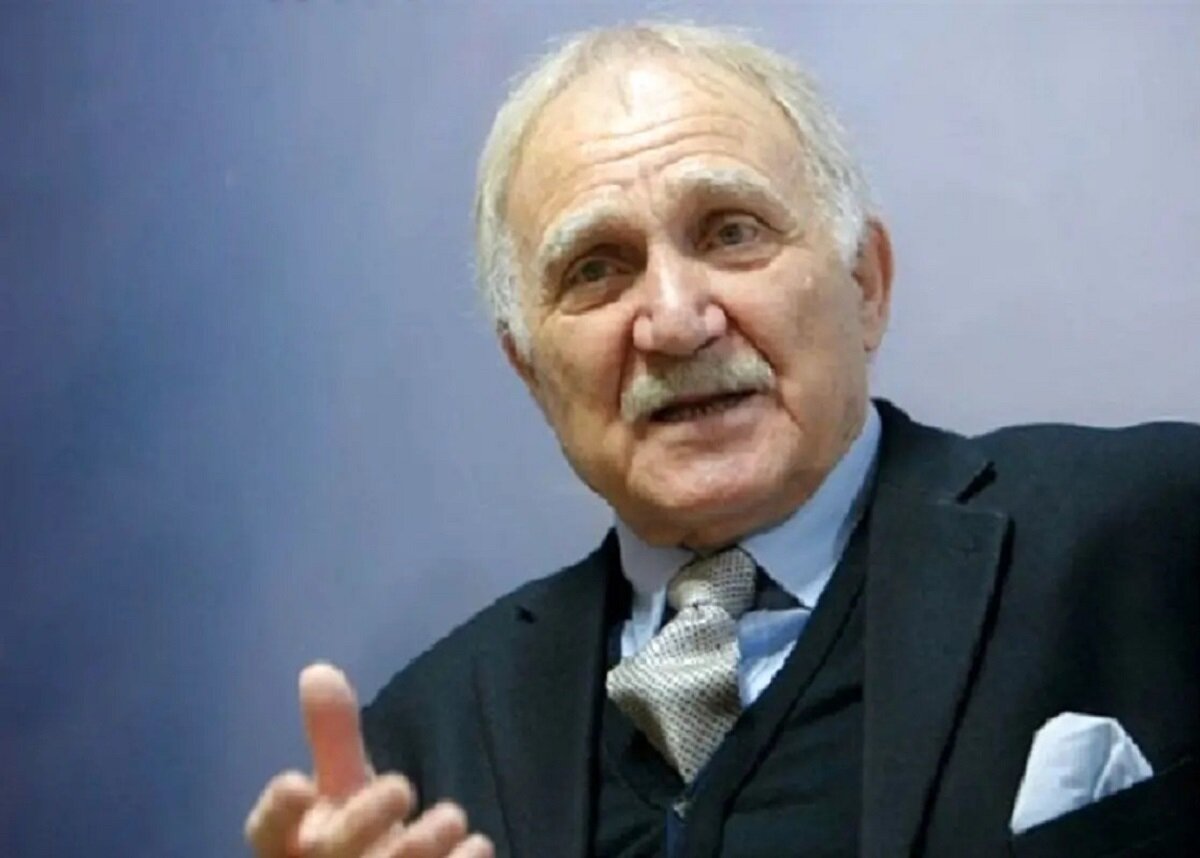 تصویری جالب از حسین کلانی کاپیتان تیم پرسپولیس در روز عروسیاش