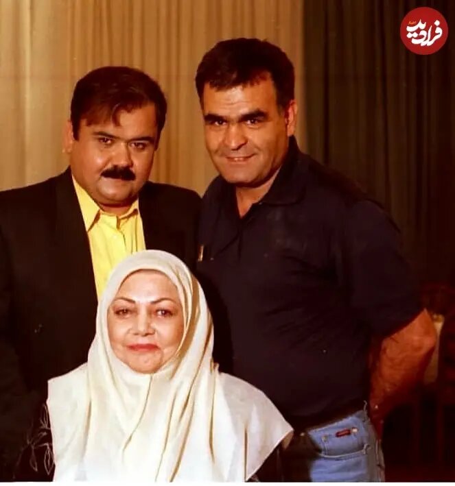 عکس یادگاری اکبر عبدی در کنار حمیده خیرآبادی