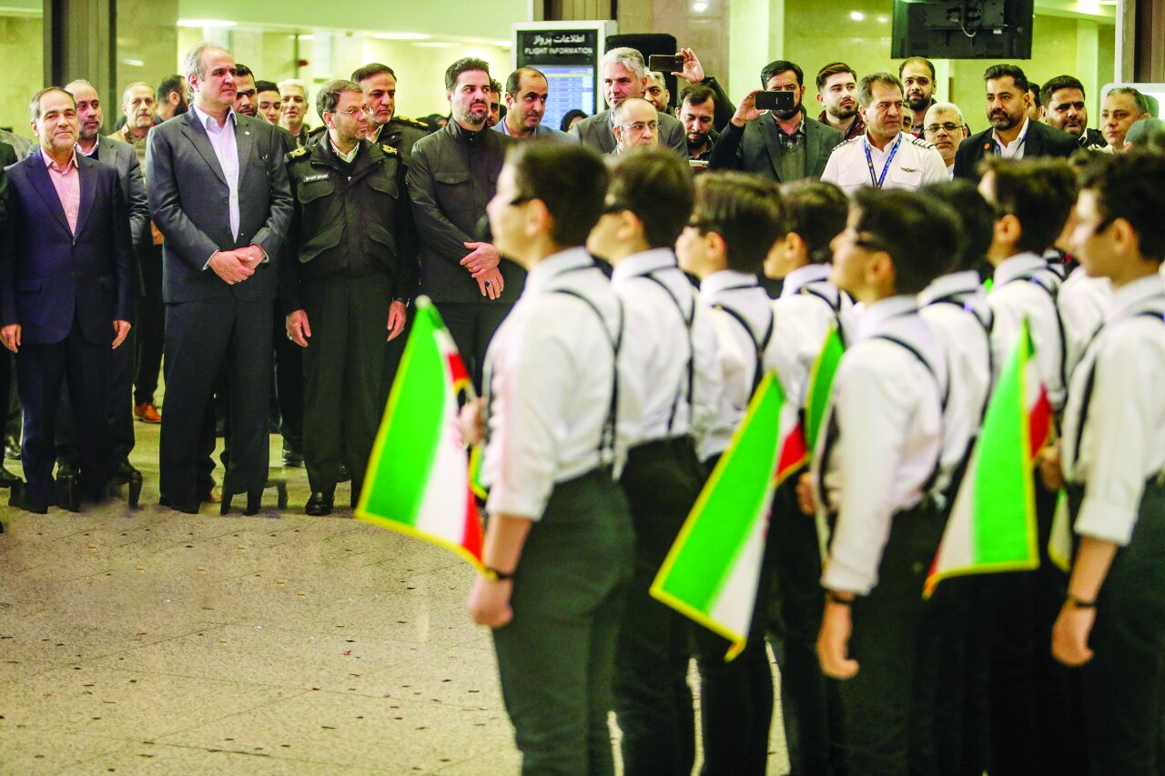 تصاویری از مراسم آغازین دهه فجر ۱۴۰۴ در فرودگاه مهرآباد و مرقد بنیانگذار جمهوری اسلامی ایران
