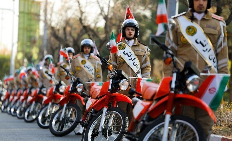 تصاویری از مراسم آغازین دهه فجر ۱۴۰۴ در فرودگاه مهرآباد و مرقد بنیانگذار جمهوری اسلامی ایران