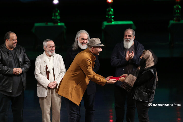 آئین اختتامیه چهل و چهارمین جشنواره تئاتر فجر
