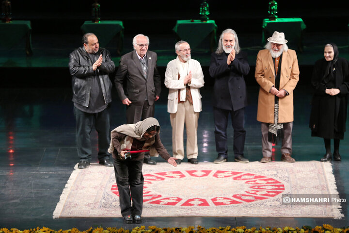 آئین اختتامیه چهل و چهارمین جشنواره تئاتر فجر