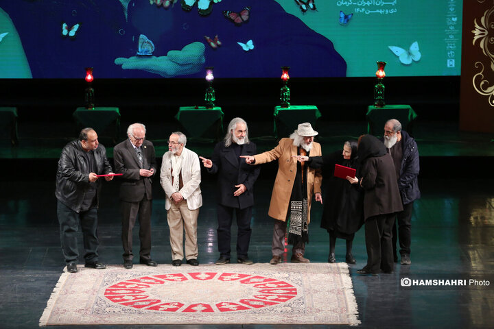 آئین اختتامیه چهل و چهارمین جشنواره تئاتر فجر