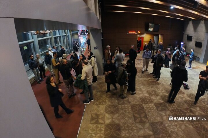 حاشیه سومین روز چهل‌ و چهارمین جشنواره فیلم فجر