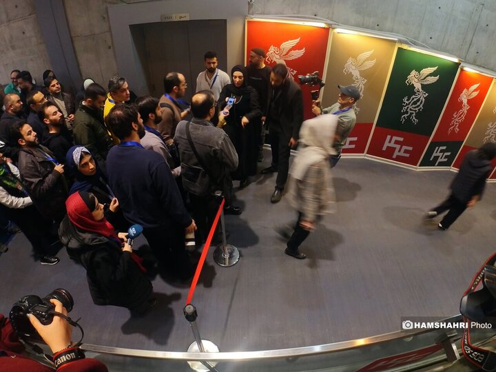 حاشیه سومین روز چهل‌ و چهارمین جشنواره فیلم فجر