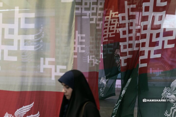 حاشیه چهارمین روز چهل و چهارمین جشنواره فیلم فجر