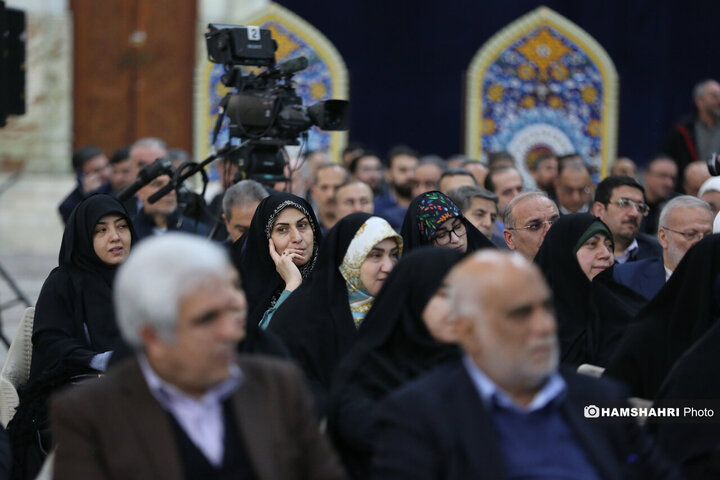 تجدید میثاق رییس و نمایندگان مجلس با آرمان‌های امام راحل (ره)