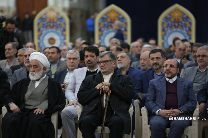 تجدید میثاق رییس و نمایندگان مجلس با آرمان‌های امام راحل (ره)