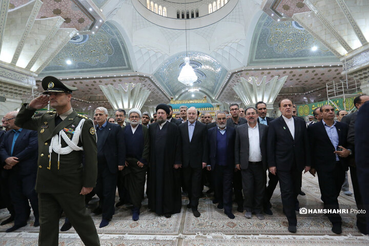 تجدید میثاق رییس و نمایندگان مجلس با آرمان‌های امام راحل (ره)