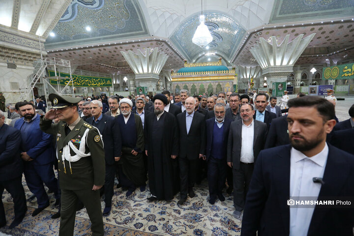 تجدید میثاق رییس و نمایندگان مجلس با آرمان‌های امام راحل (ره)