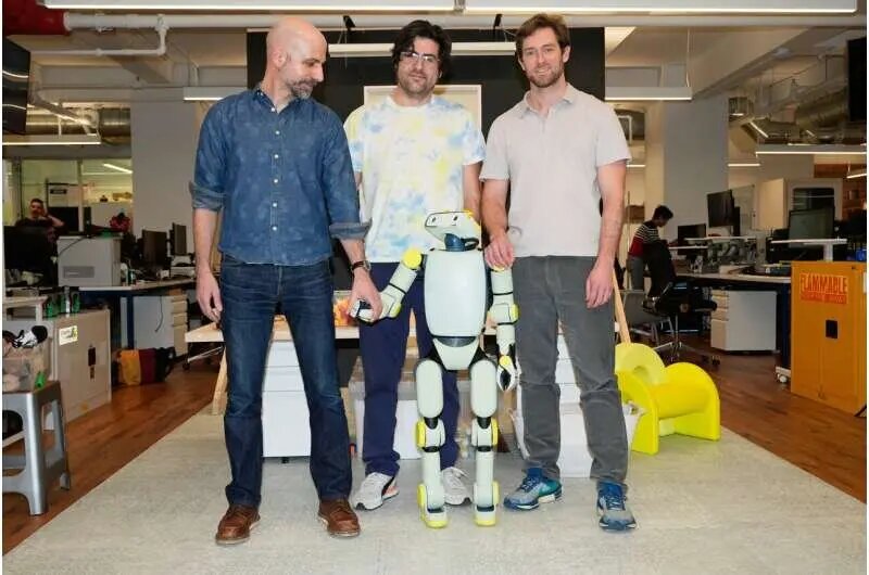 رباتی که دوست دارد همبازی انسان‌ها باشد | عکس