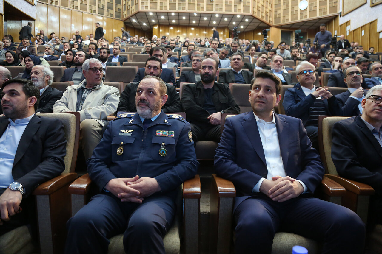 رونمایی از دستاوردهای سازمان فضایی