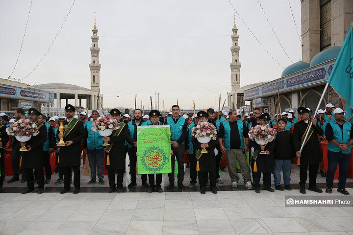 خدمات رسانی به زائران مسجد مقدس جمکران در شب نیمه شعبان