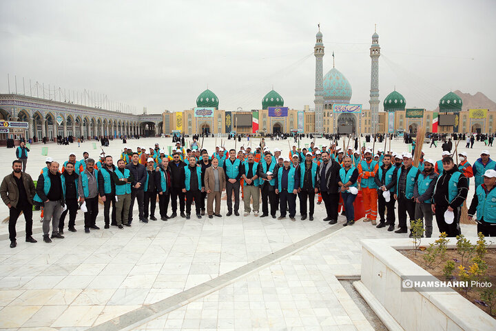 خدمات رسانی به زائران مسجد مقدس جمکران در شب نیمه شعبان
