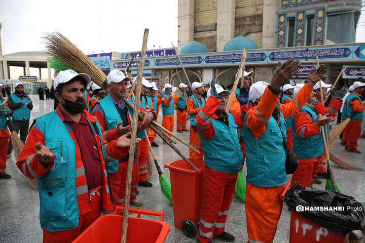 خدمات رسانی به زائران مسجد مقدس جمکران در شب نیمه شعبان