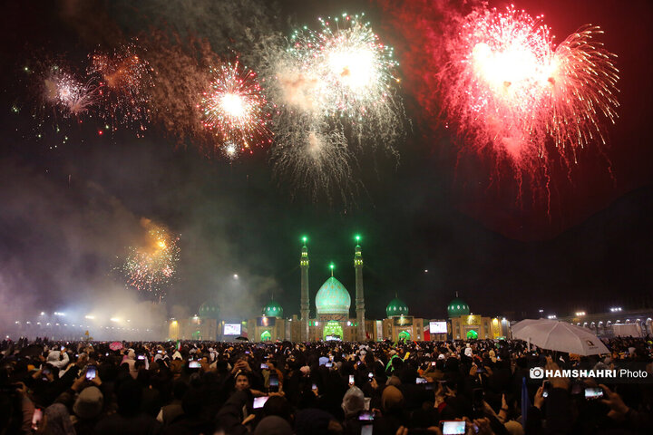 خدمات رسانی به زائران مسجد مقدس جمکران در شب نیمه شعبان