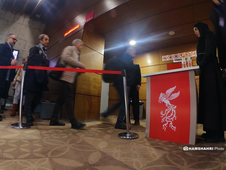 حاشیه ششمین روز چهل و چهارمین جشنواره فیلم فجر