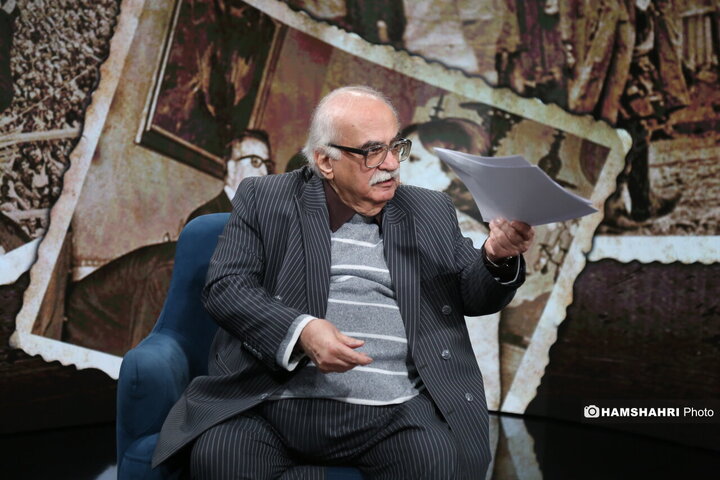 گفتگو با خسرو معتضد ،تاریخ نگار