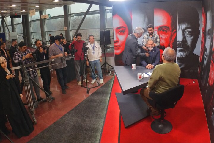 حاشیه هشتمین روز جشنواره فیلم فجر