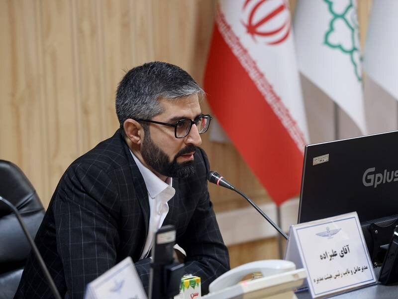 اعزام ۲۰۰دستگاه اتوبوس شرکت واحد تهران برای خدمترسانی در قم علیزاده