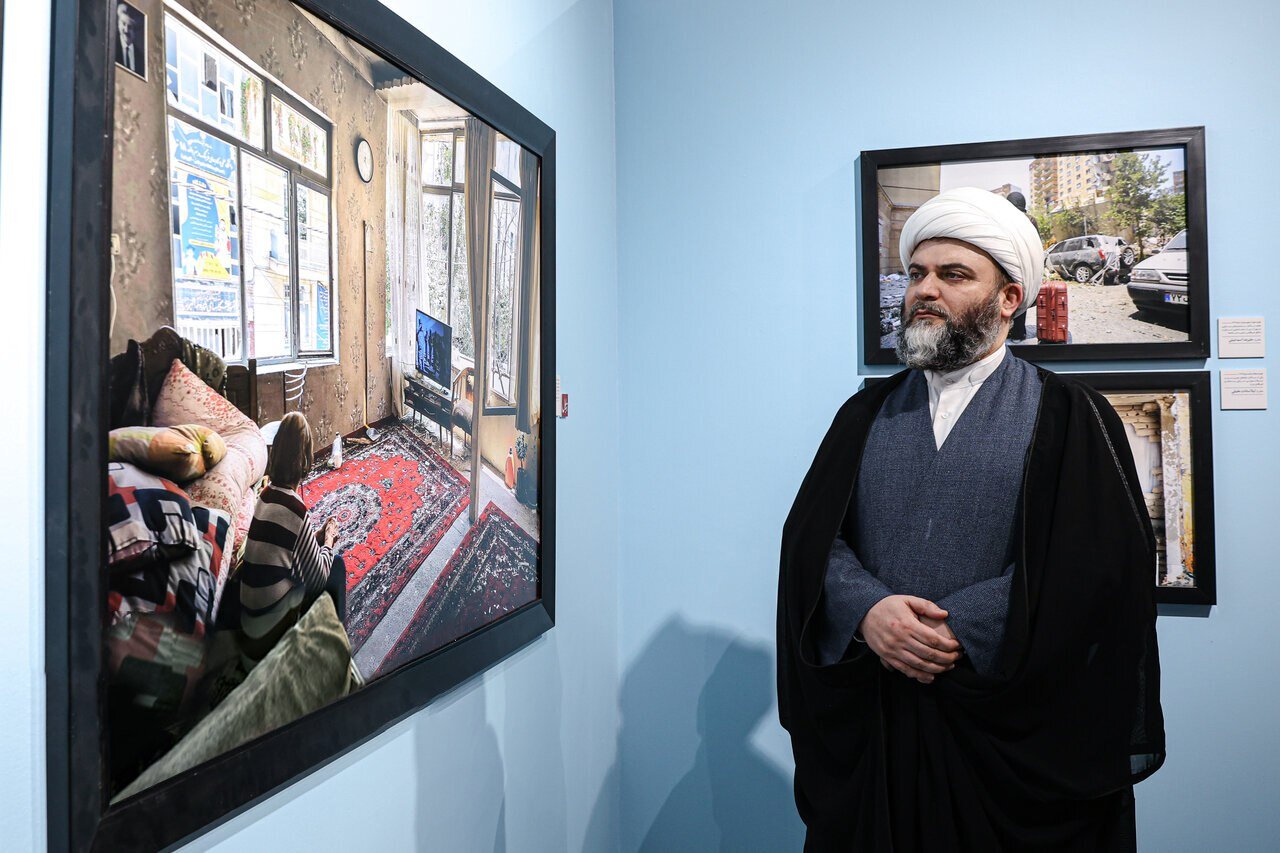 عکس پناه‌پور در مستندنگاری زندگی در جنگ