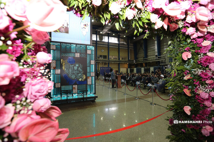 افتتاح کافه رسانه همشهری با حضور شهردار تهران