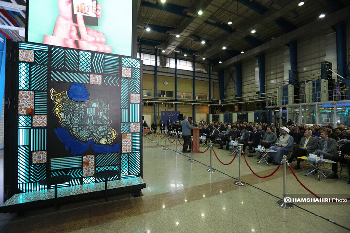 افتتاح کافه رسانه همشهری با حضور شهردار تهران