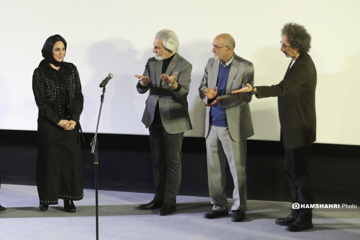 نمایش فیلم سرزمین فرشته ها با حضور شهردار تهران