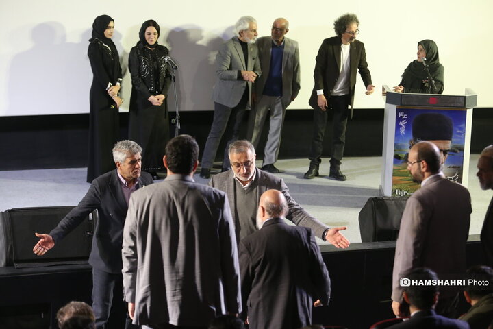 نمایش فیلم سرزمین فرشته ها با حضور شهردار تهران