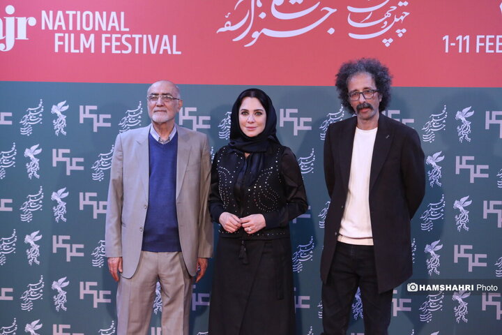 نمایش فیلم سرزمین فرشته ها با حضور شهردار تهران