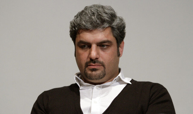 سام درخشانی و بیژن بنفشه‌خواه هم نیامدند | با بوسیدن روی همدیگر مشکلات حل نمی‌شود