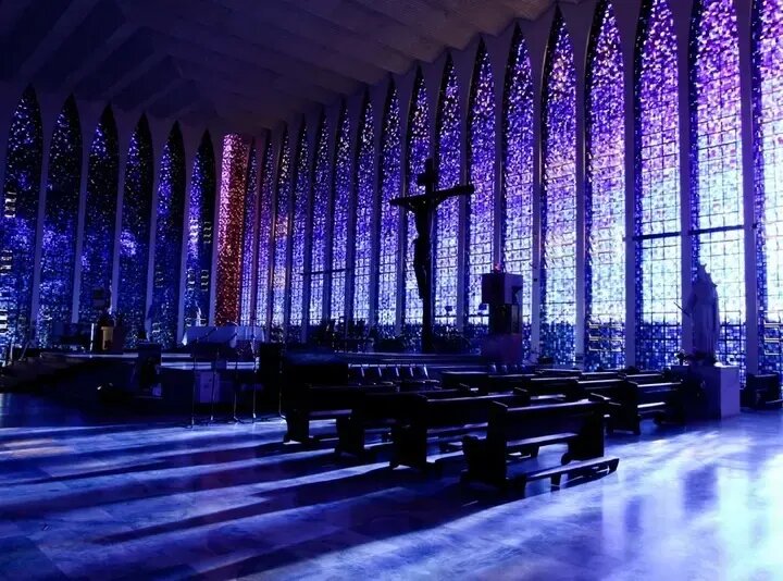 جذابترین پنجرههای شیشهرنگی جهان؛ از شیراز تا شیکاگو | عکس