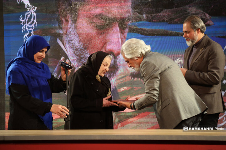 حاشیه روز دهم چهل‌ و چهارمین جشنواره فیلم فجر