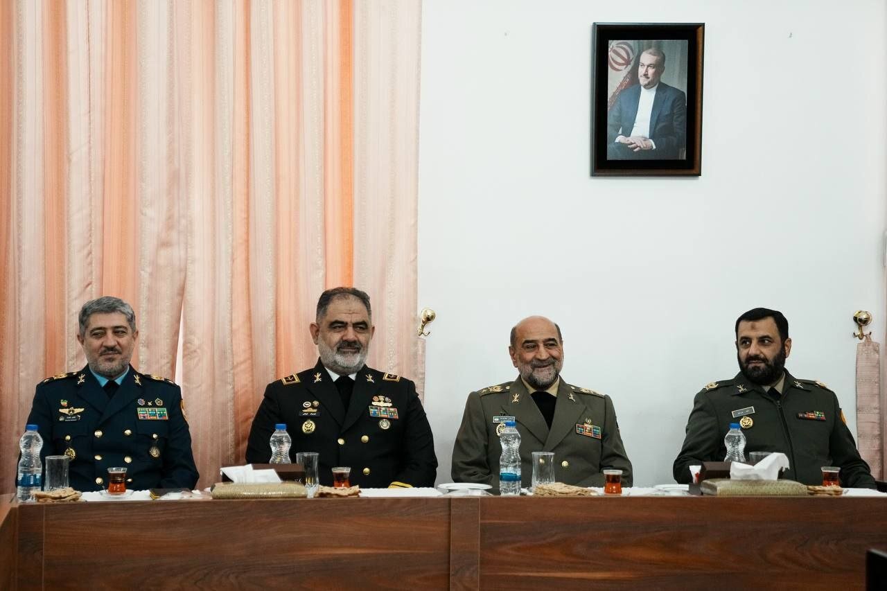 میزبانی عراقچی از فرماندهان ارشد ارتش | تصاویر