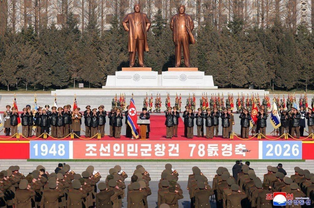 بازدید رهبر کره شمالی از ارتش این کشور | تصاویر