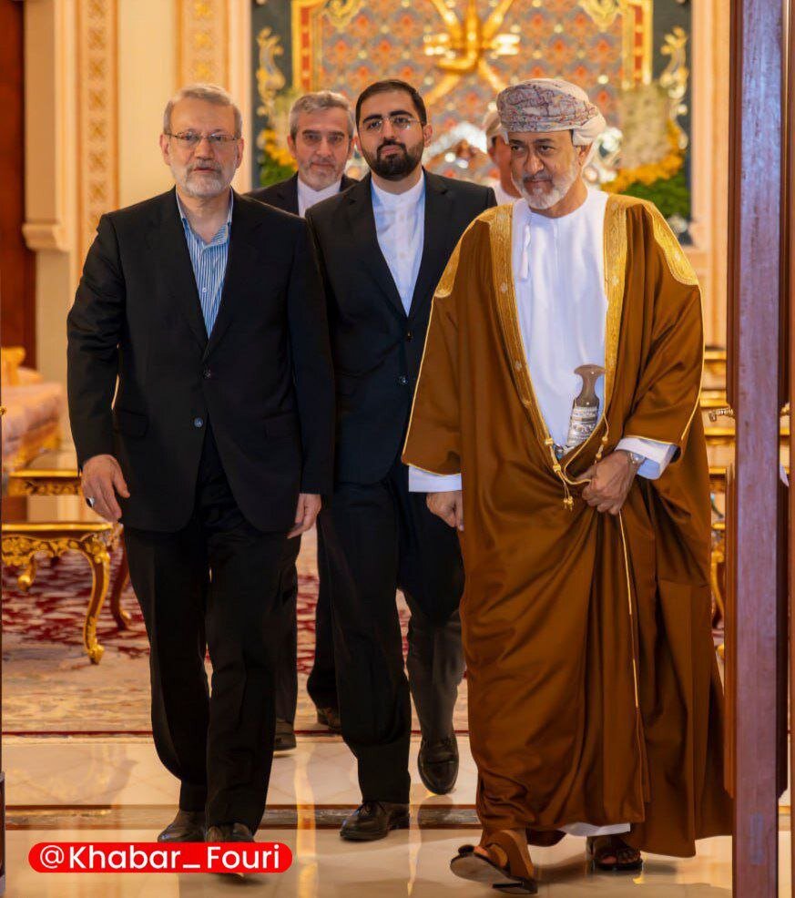 جزئیات دیدارهای لاریجانی در مسقط + تصاویر؛ در دیدار با پادشاه عمان چه گذشت؟ | دیدار دبیر شورای عالی امنیت ملی با وزیر خارجه عمان