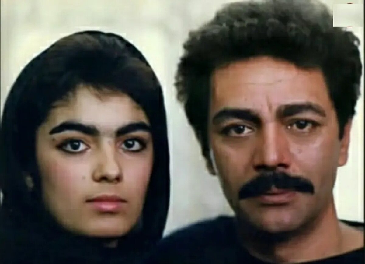 تصویر کمتر دیده شده از سارا خوئینی‌ها و چنگیز وثوقی در اوایل ازدواج