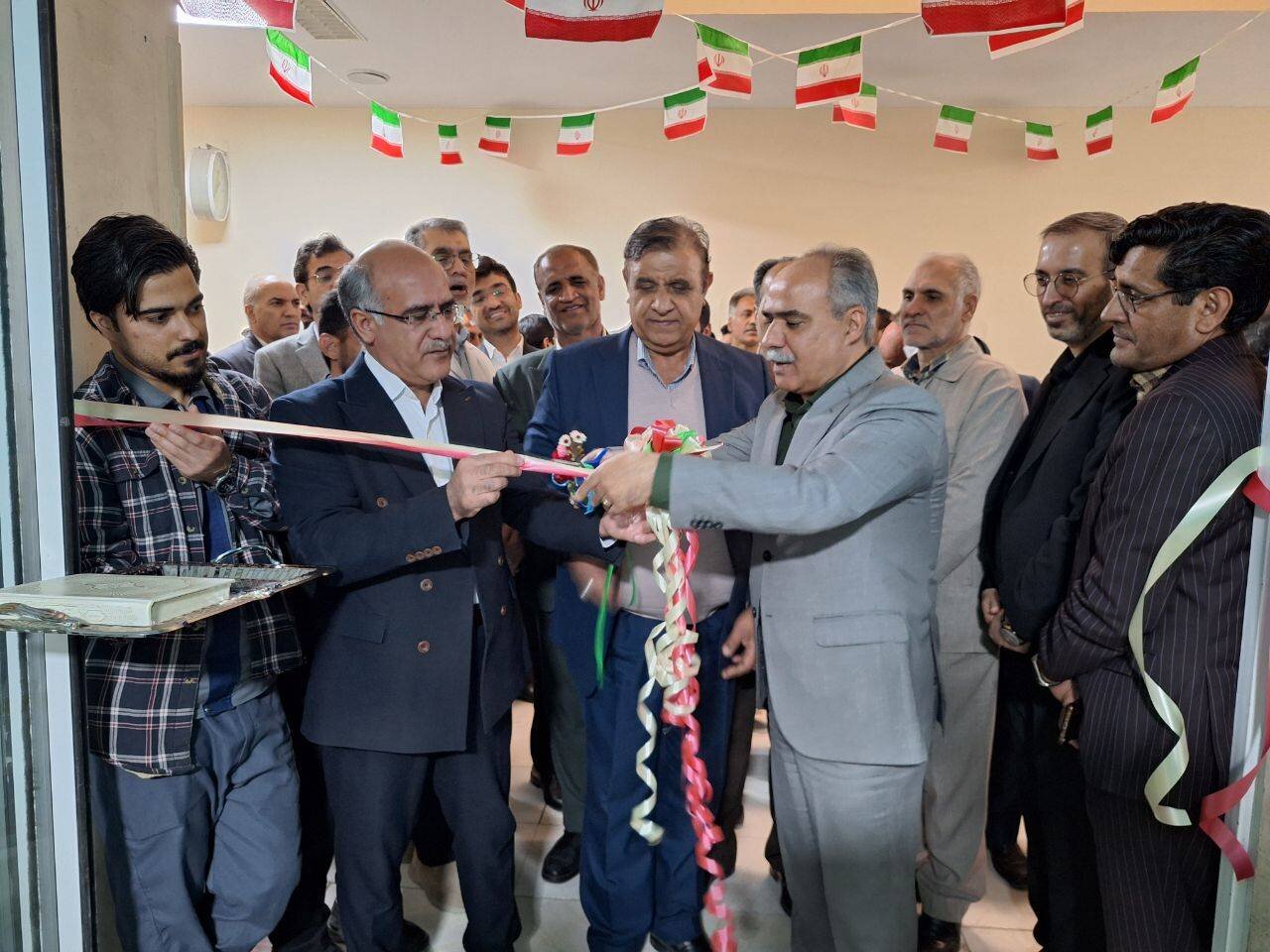 گام بزرگ درمانی برای بیماران جنوب شرق کشور | ICU مدرن در زاهدان افتتاح شد