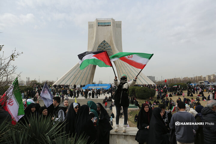 حضور پرشور مردم تهران در راهپیمایی ۲۲ بهمن-2