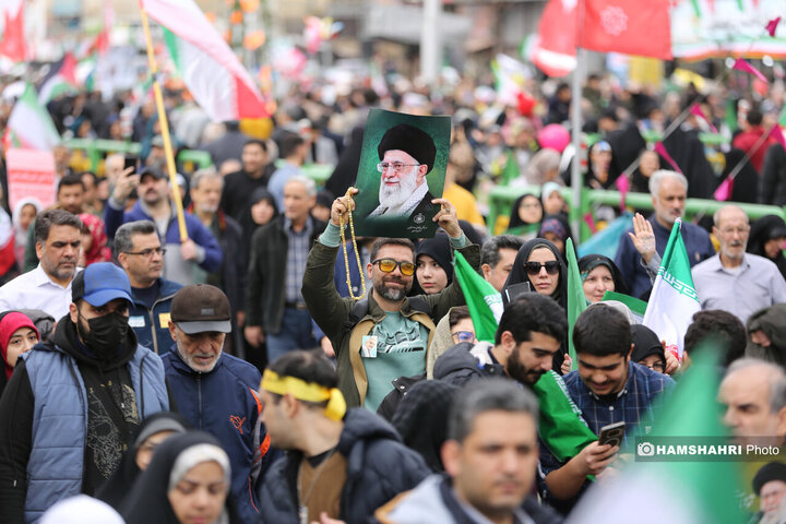 حضور پرشور مردم تهران در راهپیمایی ۲۲ بهمن-2