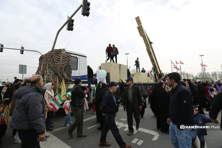 حضور پرشور مردم تهران در راهپیمایی ۲۲ بهمن-2