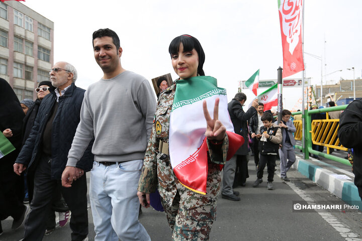 حضور پرشور مردم تهران در راهپیمایی ۲۲ بهمن-2