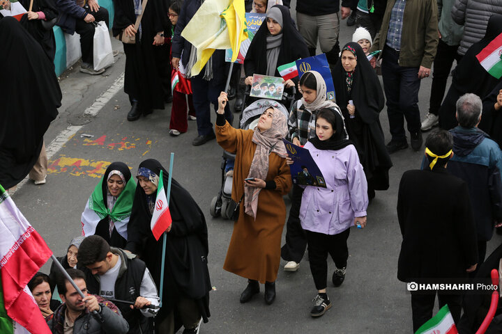 حضور پرشور مردم تهران در راهپیمایی ۲۲ بهمن-2