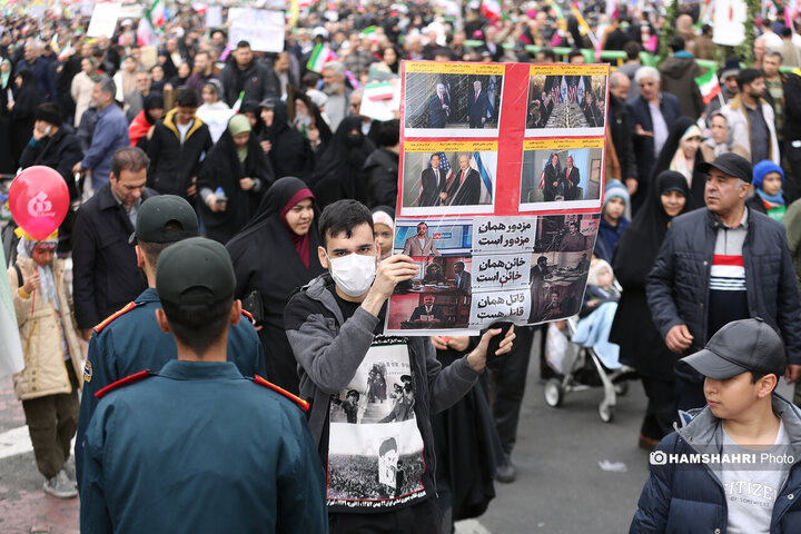 حضور پرشور مردم تهران در راهپیمایی ۲۲ بهمن-2