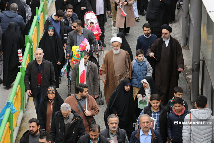 حضور پرشور مردم تهران در راهپیمایی ۲۲ بهمن-2