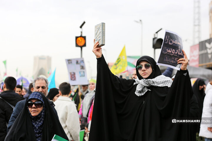 حضور پرشور مردم تهران در راهپیمایی ۲۲ بهمن-۲