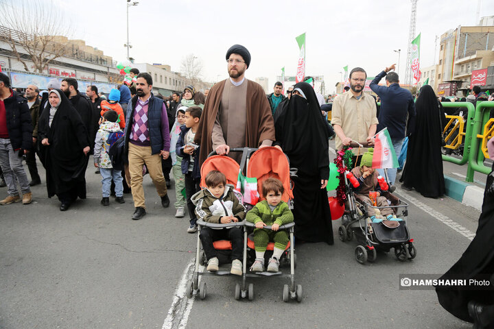 حضور پرشور مردم تهران در راهپیمایی ۲۲ بهمن-۲