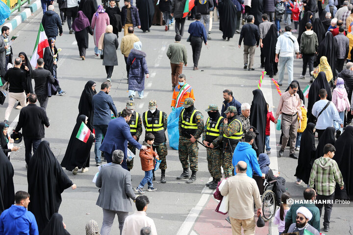 حضور پرشور مردم تهران در راهپیمایی ۲۲ بهمن-۲