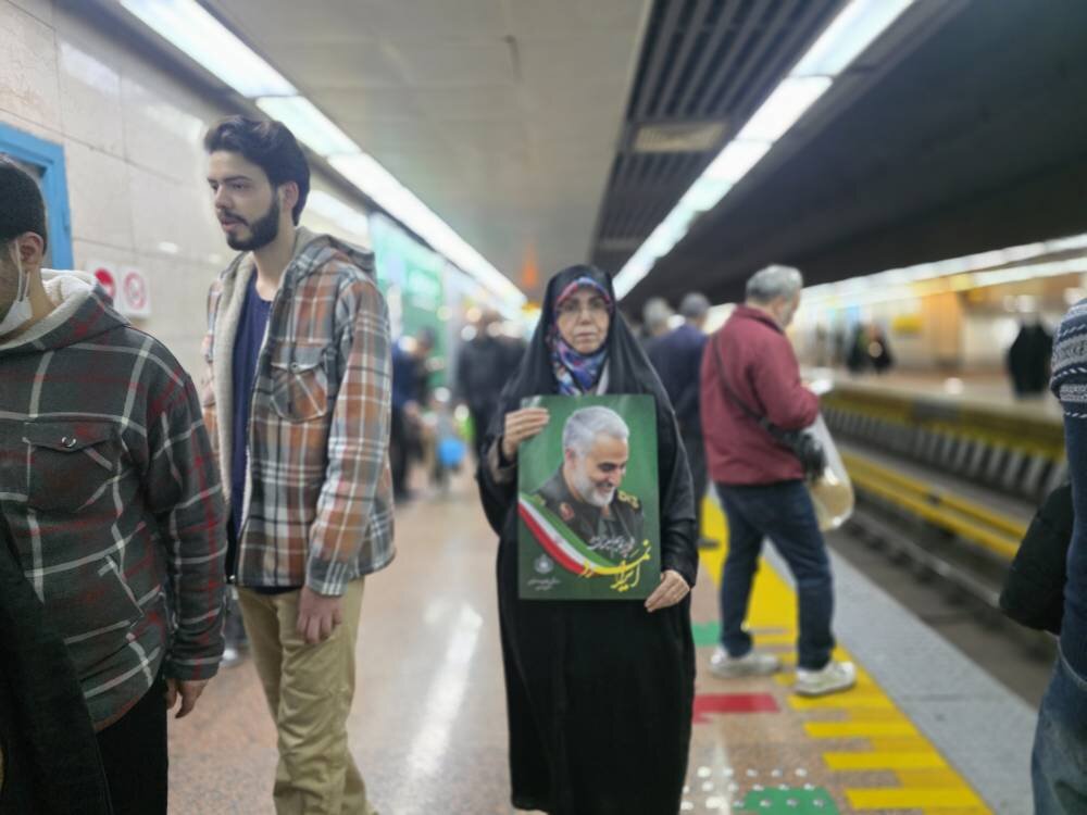 مترو تهران در 22 بهمن